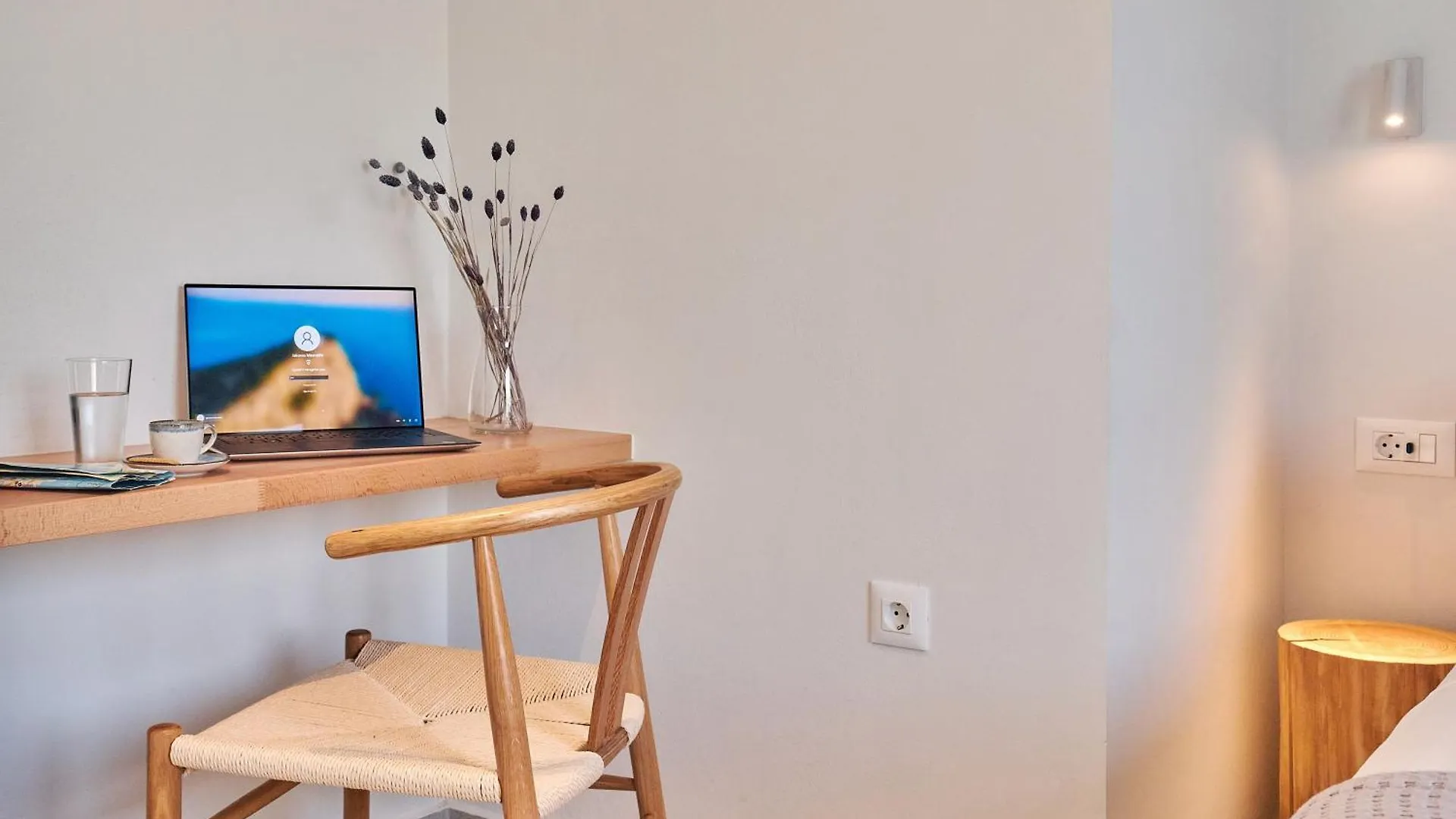 Pachnes Luxury Apartments - Heated Pool, Sea View Kounoupidhianá